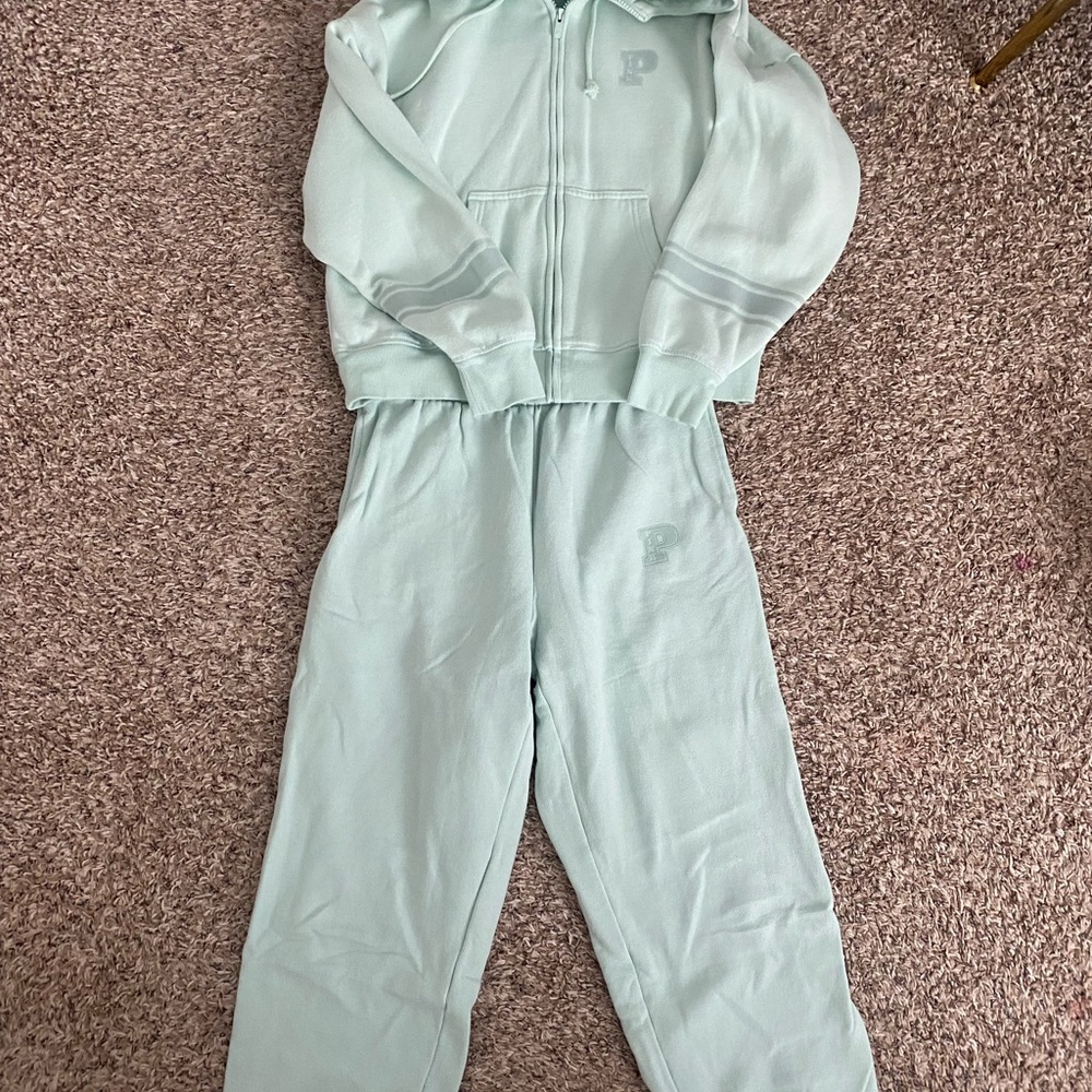 PINK Victoria's Secret Light Green Jogger Set